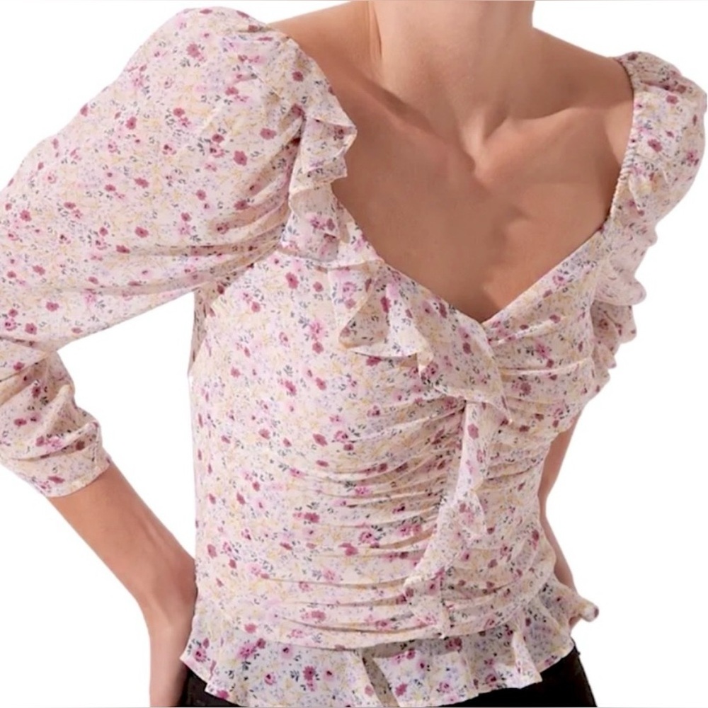ASTR THE LABEL Floral Print Ruffle Bohemian Top